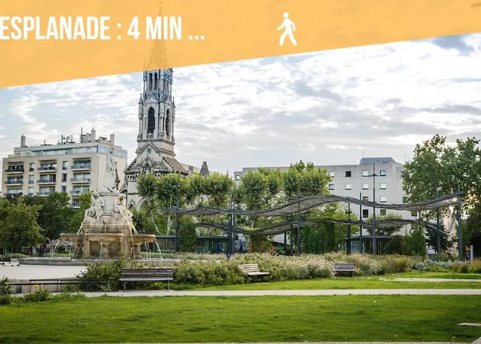 Nimes: L'auguste Centre-ville. Apartmán *